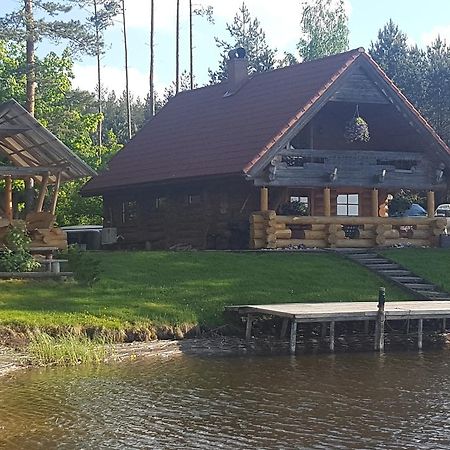 Oksa Puhkemaja Pensionat Võru Exteriör bild